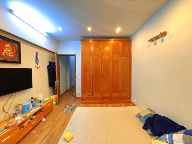 Phân Lô Ôtô chạy vòng quanh-Pháo Đài Láng, Nguyễn Chí Thanh 41m2 /6 tầng 14.99 Tỷ