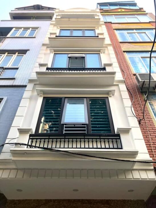 Nhà Lạc Long Quân – phân lô ô tô tránh – 45m nhỉnh 12 tỷ