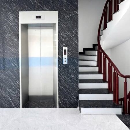 BÁN NHÀ TT HÀ ĐÔNG 42M2 X 5 TẦNG, NGÕ THÔNG, THANG MÁY, Ô TÔ QUA NHÀ, VỀ Ở LUÔN