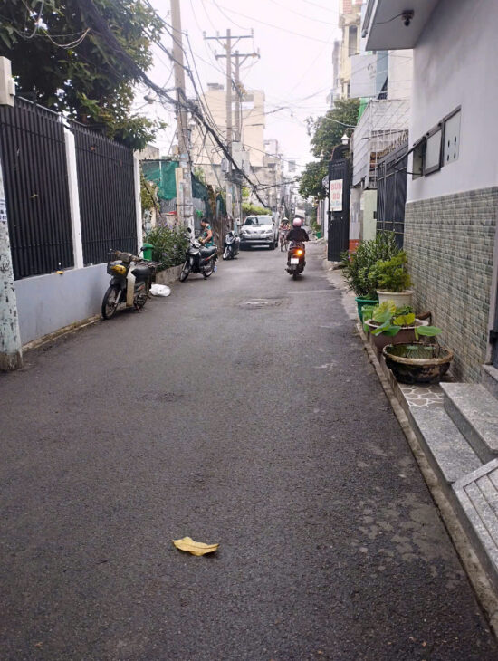 Bán Nhà HXH Thông 3PN Ngang 4M F8 Gò Vấp Hơn 5,4 Tỷ