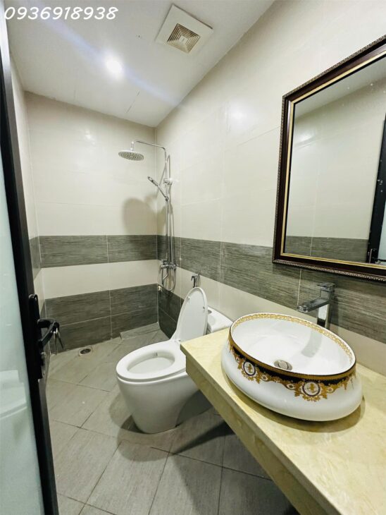 Hàng xóm Lotte Đào Tấn-1 ngoặt vào nhà-10m ra phố-thang máy -nhà mới-9.2 tỷ