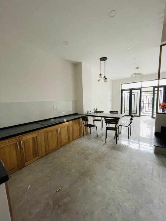 Bán nhà BTCT – PHÚ NHUẬN – 3 LẦU – HOÀNG VĂN THỤ – 4.95 tỷ.