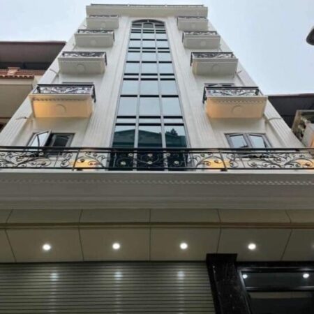 Bán Tòa Văn phòng Hoàng Quốc Việt gara 2 ô tô, thang máy, KD VP, SPA 100m nhỉnh 33 tỷ Bán Tòa Văn phòng Hoàng Quốc Việt gara 2 ô tô, thang máy, KD VP, SPA 100m nhỉnh 33 tỷ