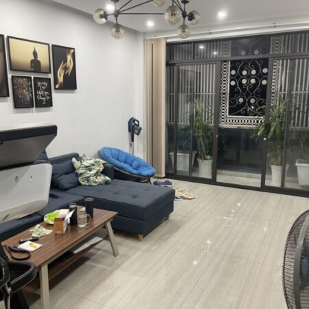 Giảm 500 triệu cần bán gấp nhà TRẦN BÌNH TRỌNG, hxh, 6m x 10m, 4 lầu, 5 phòng, 5.6 tỷ.