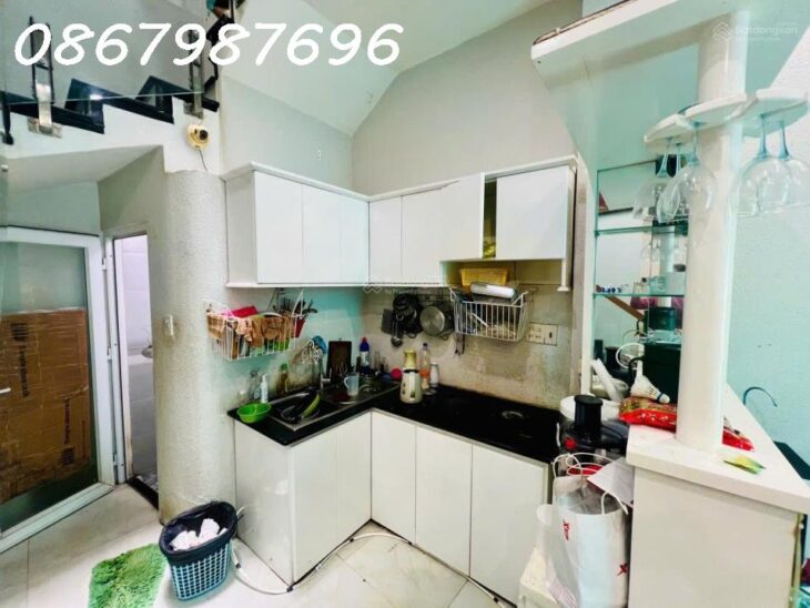 Bán Nhà 2.5 Tầng Tặng 2 Phòng Trọ, Cách Biển Chỉ 900m, Giá 2.7 Tỷ NHA TRANG