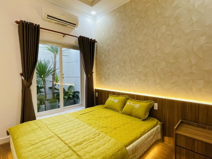 Chủ kẹt tiền cần bán gấp nhà HOÀNG HOA THÁM, 4 lầu, 5 phòng, 5.2 tỷ