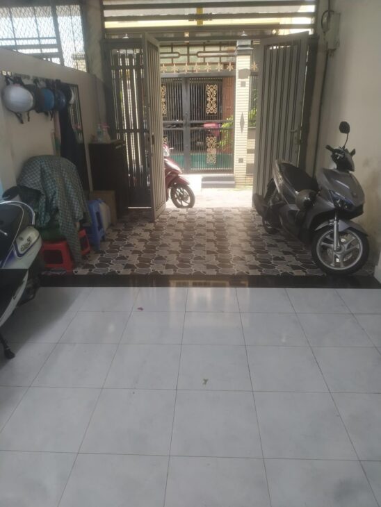 Bán căn hộ dịch vụ Quận 3, CMT8, 8 phòng, 9.6 tỷ.