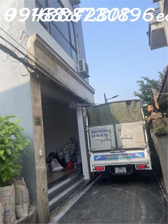 Nhà đẹp 6 tầng ô tô, thang máy ở luôn 8 phòng khép kín phố An Dương Vương, Tây Hồ 66m2 giá 11.3 tỷ