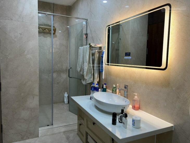 Bán Biệt Thự KĐT Dịch Vọng – 250m – MT 15m – Gần Công Viên Cầu Giấy – Ô Tô – Vỉa Hè