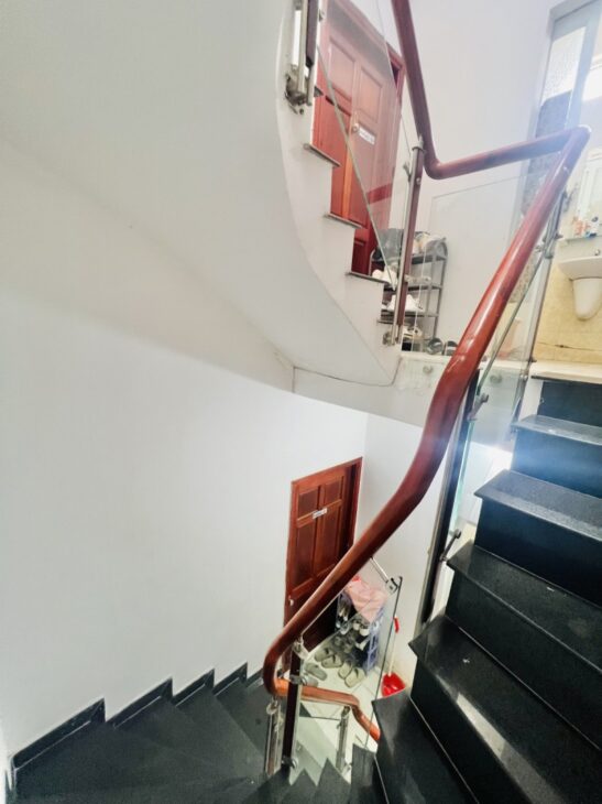 Bán nhà 7 phòng ngủ 30tr/th BÙI VĂN THÊM hẻm 5m PHÚ NHUẬN.
