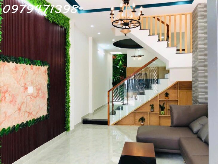 Bán nhà 1 trệt 2 lầu có 4PN 4WC 1PK + Sân phơi đường Lò Lu, Phường Trường Thạnh. Hẻm xe hơi