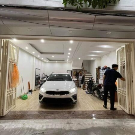 Siêu phẩm Lạc Long Quân 7 tầng thang máy, ô tô vào nhà, KD VP, SPA 77m nhỉnh 22 tỷ