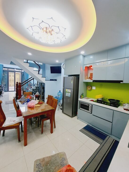 Nhà đẹp HXH Đồng Nai P2, Tân Bình, Sân vườn 4 Tầng 4x13m, 4,9 Tỷ TL