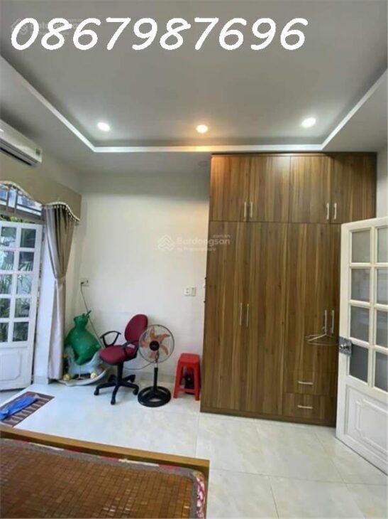 Chỉ 5,2tỷ – Bán nhà 3 tầng mới xây gần biển Hòn Chồng, Nha Trang