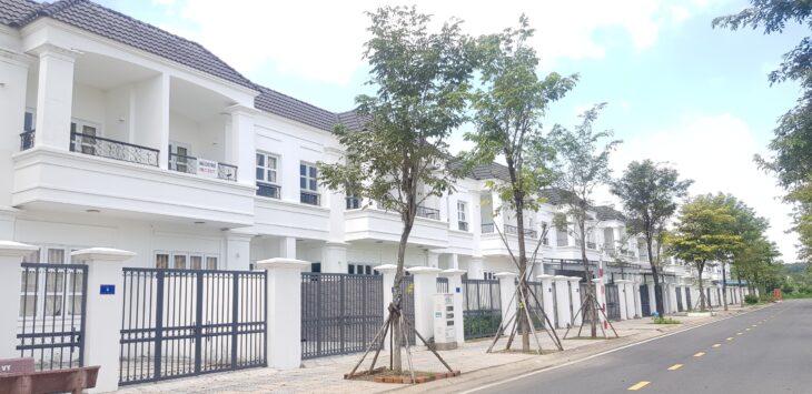 Bán nhà Nhơn Trạch – Đồng Nai liền kề Sân bay Long Thành. Pháp lý sổ hồng trai tay Bán nhà Nhơn Trạch – Đồng Nai liền kề Sân bay Long Thành. Pháp lý sổ hồng trai tay