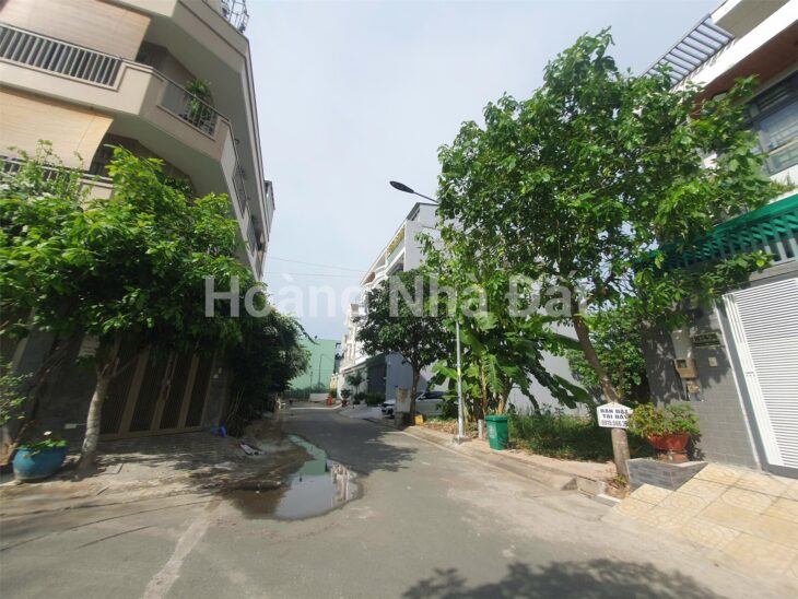 Đất nền đường Đào Sư Tích, 105m, giá 5.8 tỷ, sổ hồng riêng