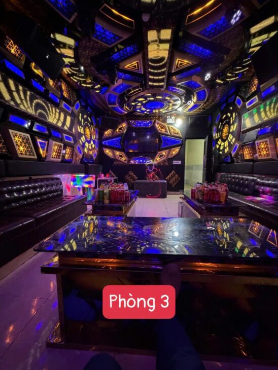 [Cực Rẻ] Kinh Doanh Karaoke Phù Chuẩn Từ Sơn, Bắc Ninh 100m2 4 Phòng Chỉ 9,x tỷ