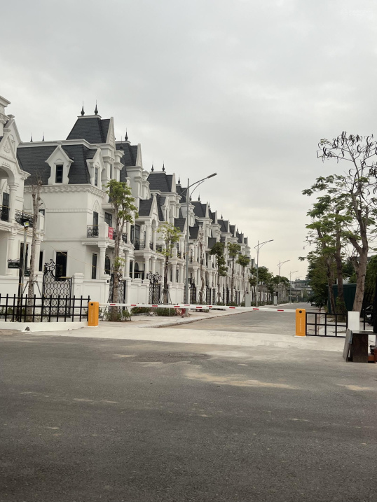 Bán gấp biệt thự đẹp 180m2 tại Jade Square, 285 triệu / m2, cạnh ciputra Hà Nội