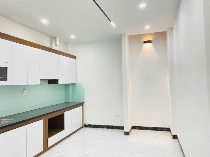 BÁN NHÀ THANH LIỆT, THANH TRÌ, THANG MÁY, GẦN Ô TÔ TRÁNH, SD 45M2, 8.6 TỶ