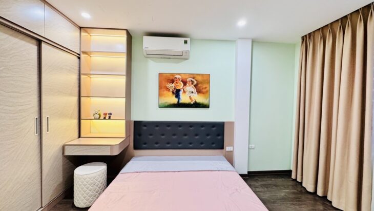 Bán nhà Nguyễn Văn Cừ- Full Nội Thất- Ô tô tải – 5 tầng- 6.4 tỷ ( Thương Lượng)