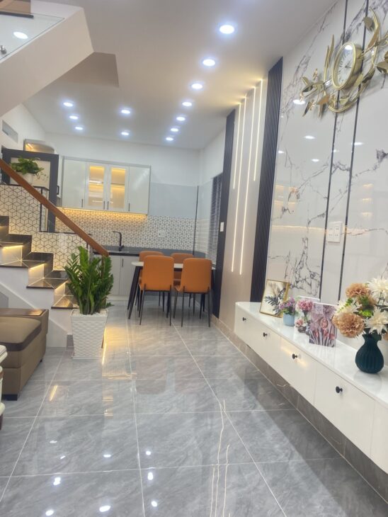 ???????????? NHÀ ĐẸP VÀO Ở NGAY – HẺM XE HƠI – CÁCH 100 RA QUANG TRUNG – SAU LƯNG NHÀ THỜ HẠNH THÔNG TÂY