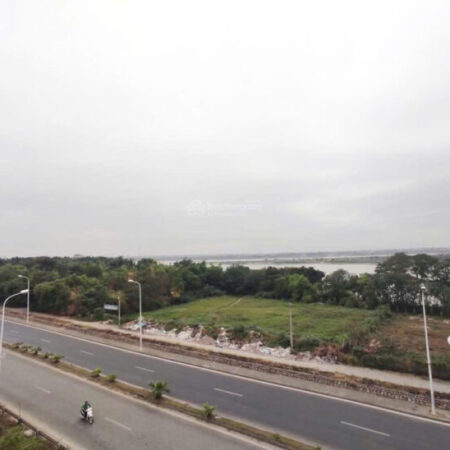 Bán 40m2 đất lô góc tại Phú Thượng gần công an phường, ô tô ngủ trong đất, giá 7 tỷ