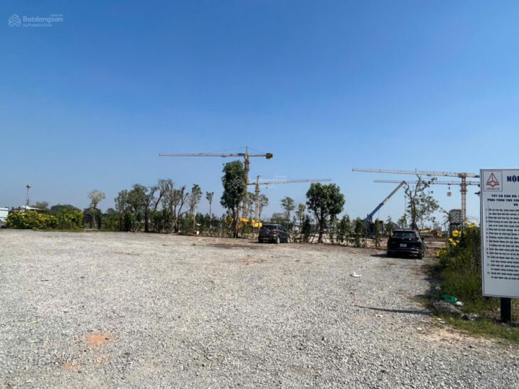 Bán căn dãy LK4 Vaquarius Văn Giang, lô đẹp hướng Đông Nam mặt tiền 6m