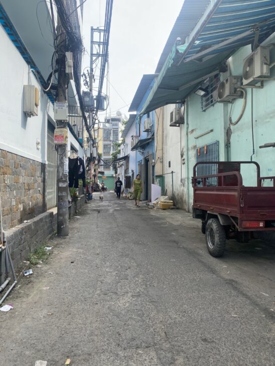 Nhà đẹp – giá tốt ở ngay, đường 8m Nguyễn Phúc Chu (5x16m) – 2 tầng cứng cáp, 4,5 Tỷ Tl