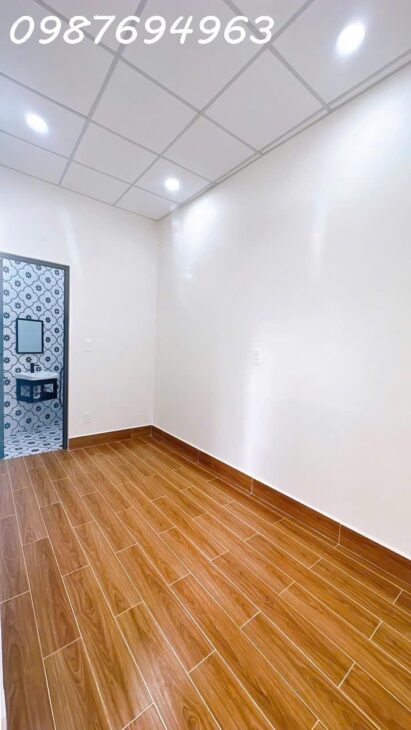Q8 ÂU DƯƠNG LÂN HÀNG HIẾM XE HƠI VÀO NHÀ 44M2 NHÀ ĐẸP 4 TẦNG VIEW Q1 GẦN SIÊU THỊ GẦN TRƯỜNG HỌC