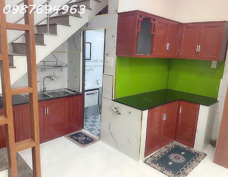 Q8 ÂU DƯƠNG LÂN 4.2x8M GẦN BỆNH VIỆN PHỤC HỒI CHỨC NĂNG NGAY CHỢ 3.XT