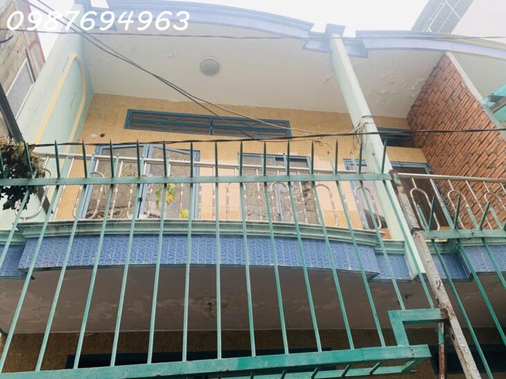 Q8 BÁN NHÀ CŨ TIỆN XÂY MỚI 5.3×10.3M CÁCH MẶT TIỀN BÔNG SAO 10M HẺM 3 GÁC CHỈ 70TR/M2 4.XT