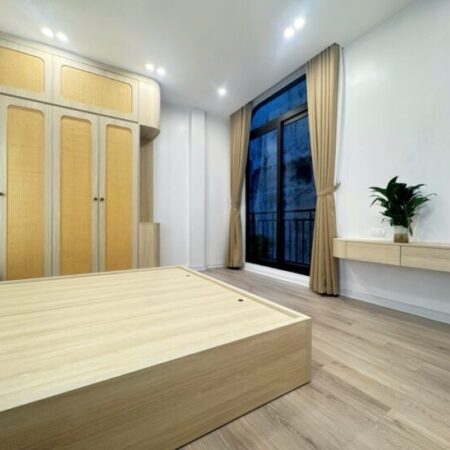 BÁN NHÀ GẦN PHỐ NGÔ ĐÌNH MẪN, Ô TÔ ĐỖ NGÕ, NHÀ DÂN XÂY, 60m, 6.3 tỷ