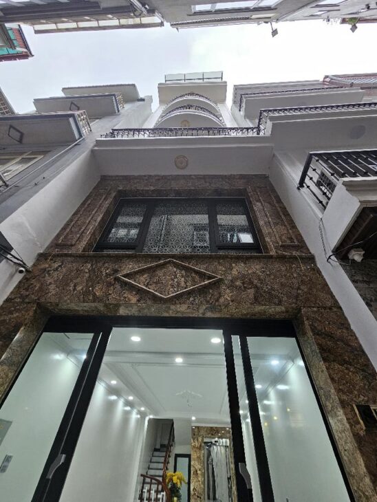Bán nhà đẹp Gia Quất – Kin Doanh – đường 4 làn xe -65m2 nhỉnh 13 tỷ (Thương Lượng)
