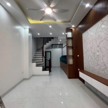BÁN NHÀ PHỐ CỔ TẢN ĐÀ, Ô TÔ ĐỖ CỬA, 5T, 30m, 6.8 tỷ