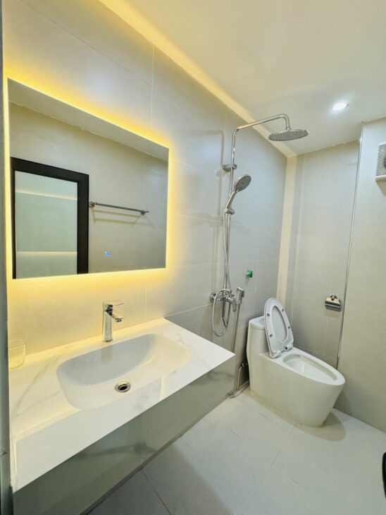 Bán nhà đẹp phố Kim Mã 38m2, 4 tầng tặng full nội thất chỉ quanh 8 tỷ hiếm quận Ba Đình
