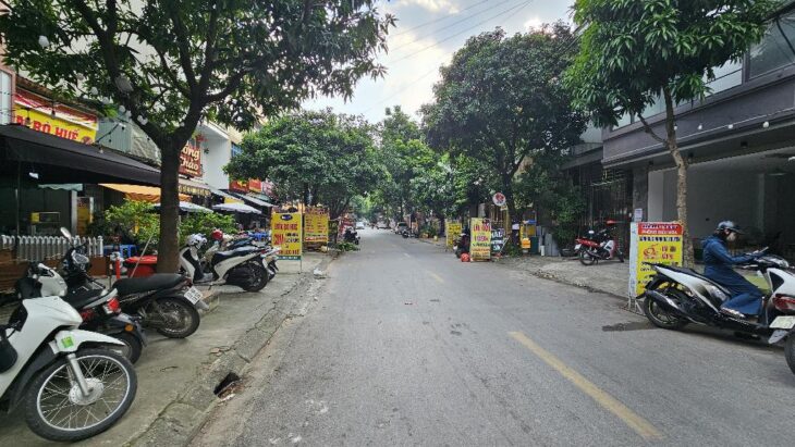 BÁN NHÀ PHỐ LÊ LAI, PHỐ CỔ HÀ ĐÔNG, Ô TÔ ĐỖ CỬA, 47m, 12.8 tỷ BÁN NHÀ PHỐ LÊ LAI, PHỐ CỔ HÀ ĐÔNG, Ô TÔ ĐỖ CỬA, 47m, 12.8 tỷ