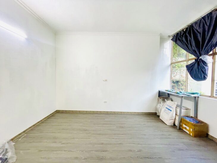 Bán nhà đẹp Gia Quất – Dân Xây – Ô tô – 40m2 – 4 tầng – Nhỉnh 5 tỷ (TL)