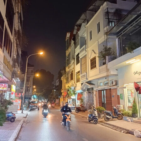 BÁN NHÀ PHỐ CỔ LÊ LỢI, VỊ TRÍ SIÊU ĐẮC ĐỊA, GIÁ ĐẦU TƯ BAO LỜI, 54m, 19.5 tỷ BÁN NHÀ PHỐ CỔ LÊ LỢI, VỊ TRÍ SIÊU ĐẮC ĐỊA, GIÁ ĐẦU TƯ BAO LỜI, 54m, 19.5 tỷ
