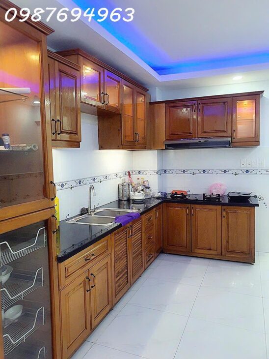 Q5 TRẦN BÌNH TRỌNG HẺM 1TRỤC THÔNG QUA NGUYỄN BIỂU 4 TẦNG BTCT 5PN KHU VỰC HIẾM CĂN BÁN 9.XT