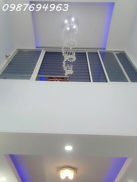 Q5 TRẦN BÌNH TRỌNG HẺM 1TRỤC THÔNG QUA NGUYỄN BIỂU 4 TẦNG BTCT 5PN KHU VỰC HIẾM CĂN BÁN 9.XT