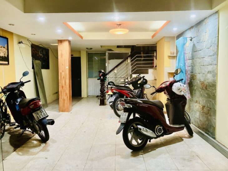 Nhà 7 phòng ngủ HUỲNH VĂN BÁNH – 65m2 – cho thuê gần 30tr – chủ ngộp bank