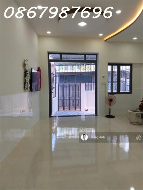 Bán nhà mới tại trung tâm TP Nha Trang, chỉ 2 tỷ 430 Căn góc, hẻm xe máy, cách đường Trần Quý Cáp