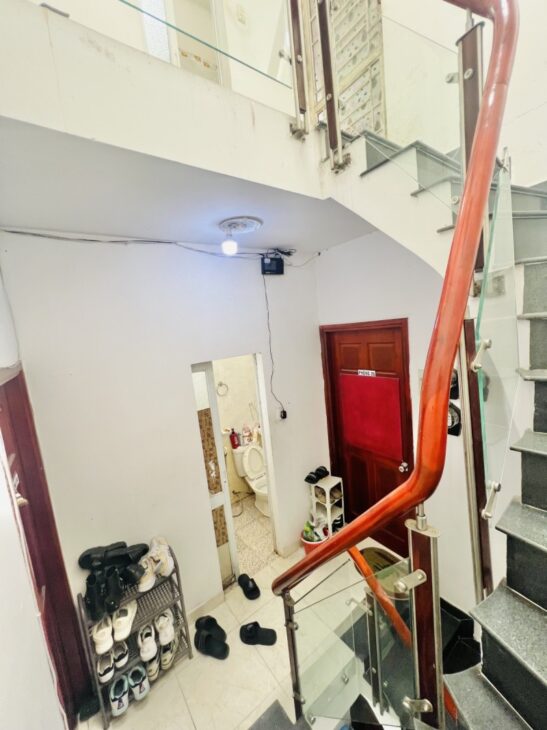 Bán nhà 7 phòng ngủ 30tr/th BÙI VĂN THÊM hẻm 5m PHÚ NHUẬN.