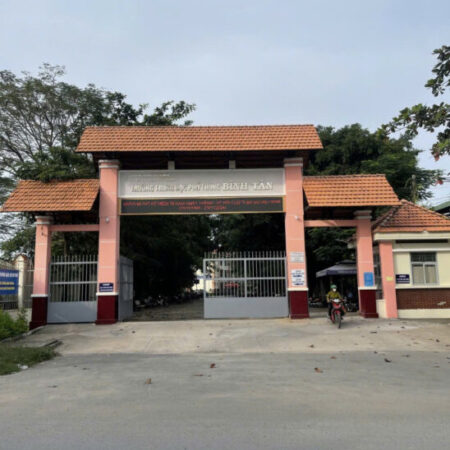 – Chính chủ cần bán nhà ngay Hồ Văn Long, Bình Tân. – Chính chủ cần bán nhà ngay Hồ Văn Long, Bình Tân.