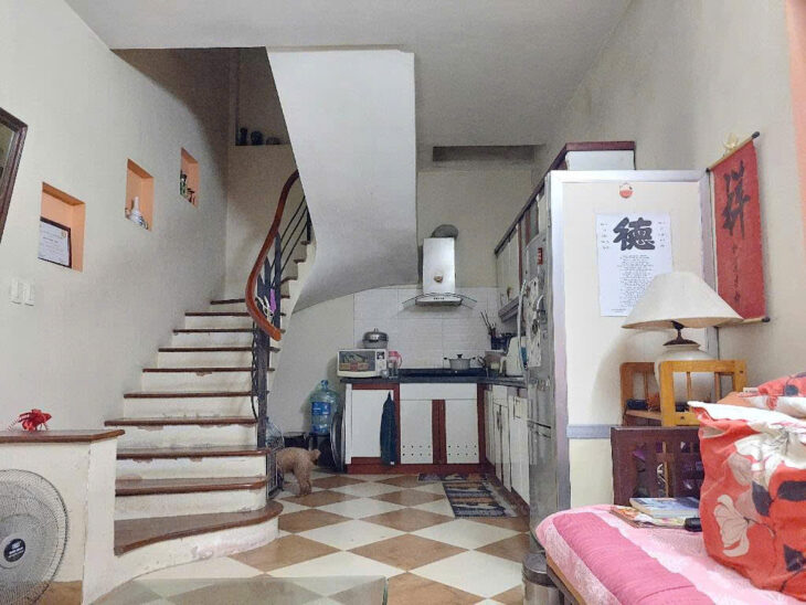 Bán nhà Phố Hào Nam_Vị trí đắc địa_ Nhà dân xây_35mx5T_ Giá: 7.5 Tỷ.