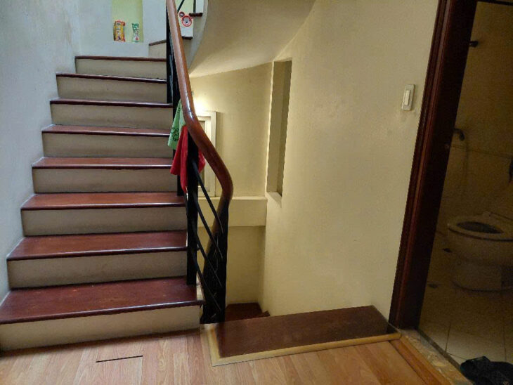 Bán nhà Phố Hào Nam_Vị trí đắc địa_ Nhà dân xây_35mx5T_ Giá: 7.5 Tỷ.