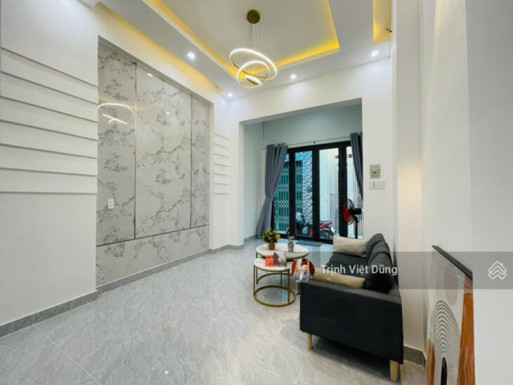 Nhà đối diện Gigamall KCBT 2Tầng, 3PN, 2WC – Mới xây đẹp ở luôn, 2 tỷ 320