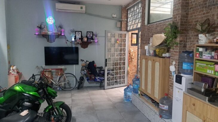 Bán nhà 6 phòng HUỲNH VĂN BÁNH 90M2 – PHÚ NHUẬN – gần mặt tiền.