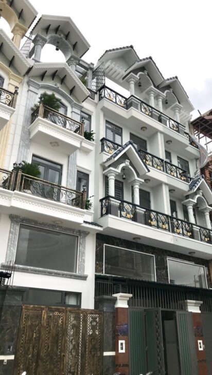 Nhà đẹp ở ngay 4 tầng (4×15), hẻm xe hơi Gò Vấp giá 6.9 tỷ Nhà đẹp ở ngay 4 tầng (4×15), hẻm xe hơi Gò Vấp giá 6.9 tỷ