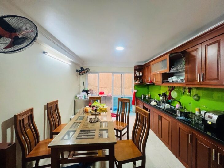 Bán nhà đẹp Gia Quất – Kin Doanh – đường 4 làn xe -65m2 nhỉnh 13 tỷ (Thương Lượng)